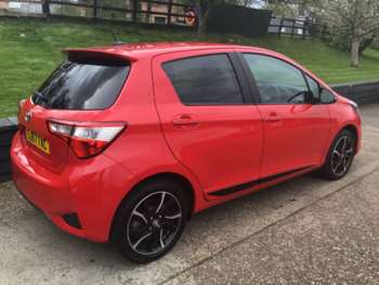 Used Toyota Yaris 2017 for sale - 74365236: Photo