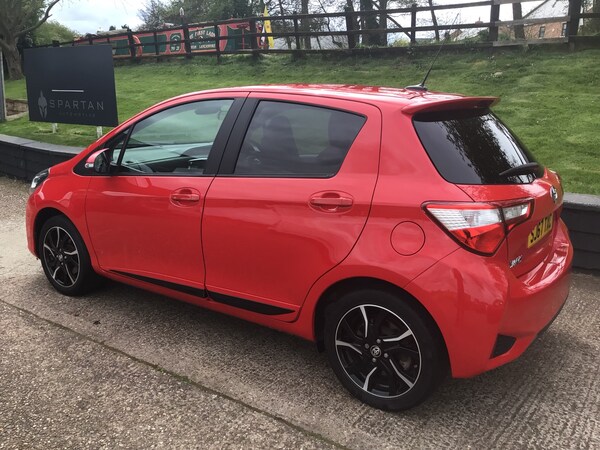 Used Toyota Yaris 2017 for sale - 74365236: Photo 7