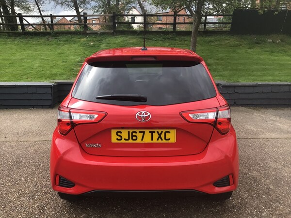 Used Toyota Yaris 2017 for sale - 74365236: Photo 9