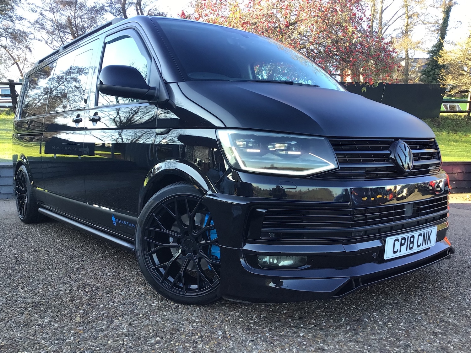 Used Volkswagen Transporter 2018 for sale - 76650137: Photo 1