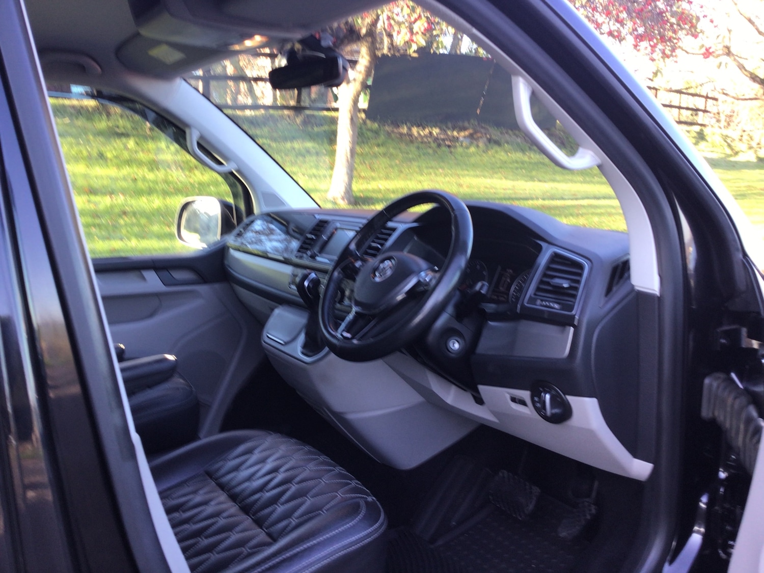 Used Volkswagen Transporter 2018 for sale - 76650137: Photo 11