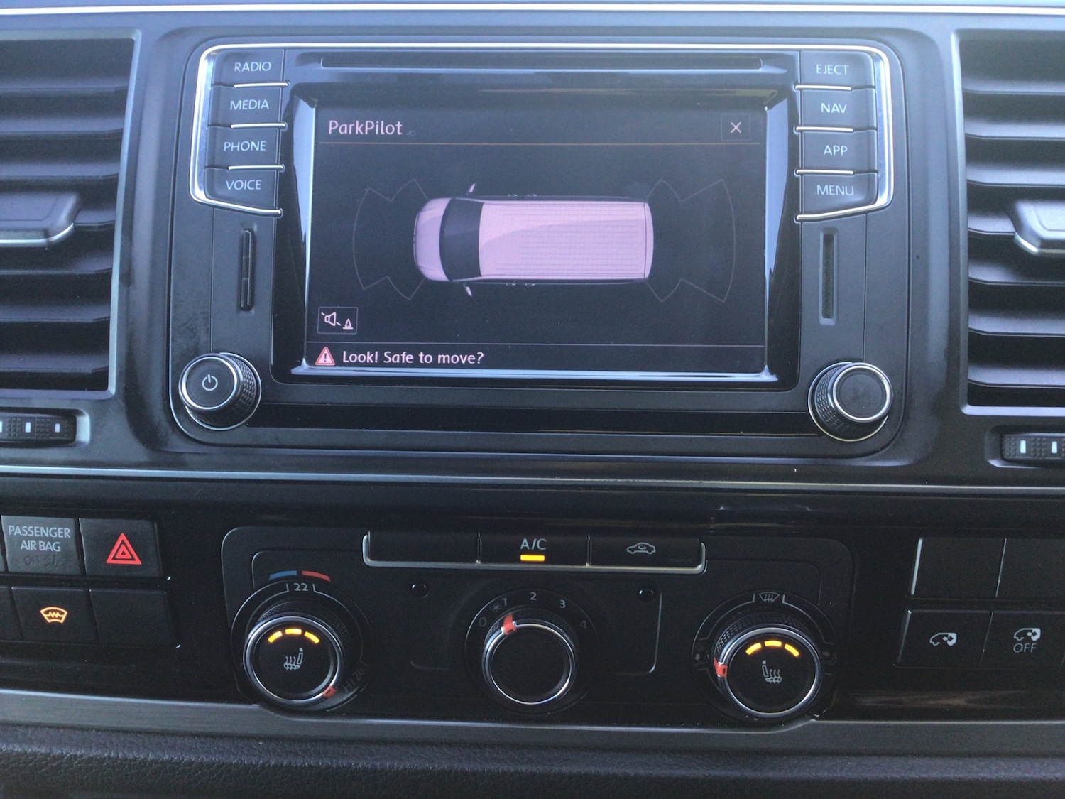 Used Volkswagen Transporter 2018 for sale - 76650137: Photo 18