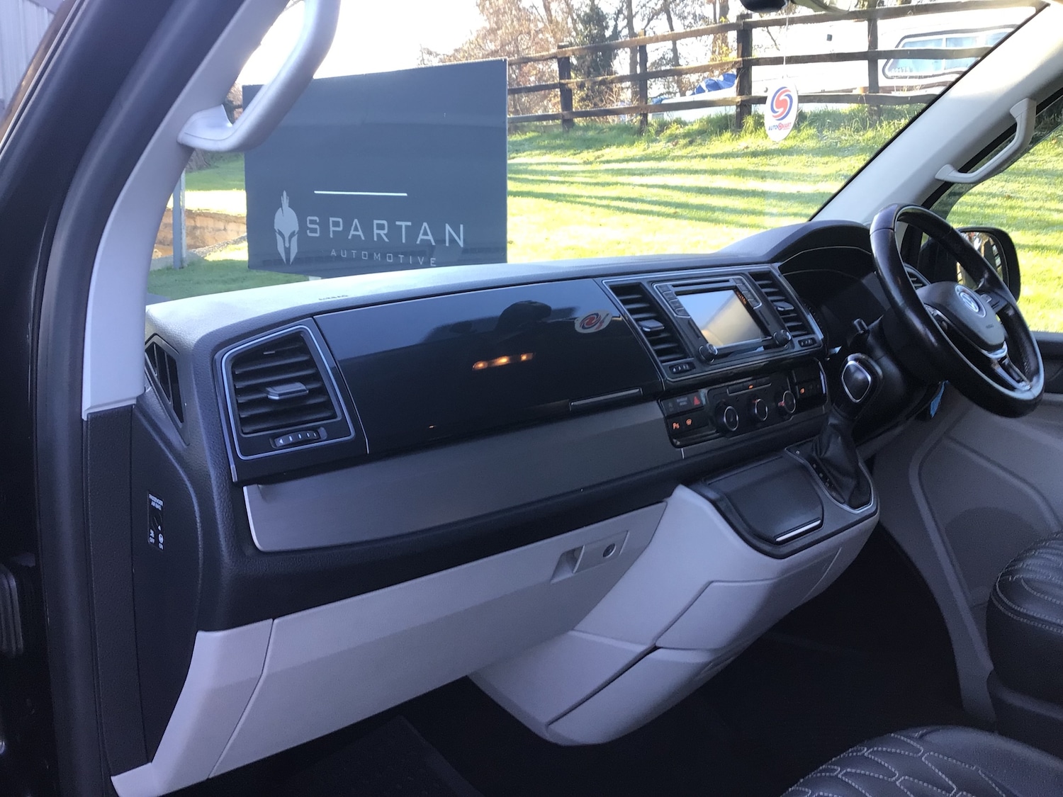 Used Volkswagen Transporter 2018 for sale - 76650137: Photo 23