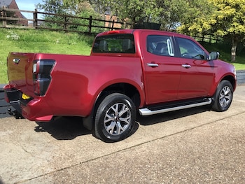 Used Isuzu D-Max 2023 for sale - 78667872: Photo