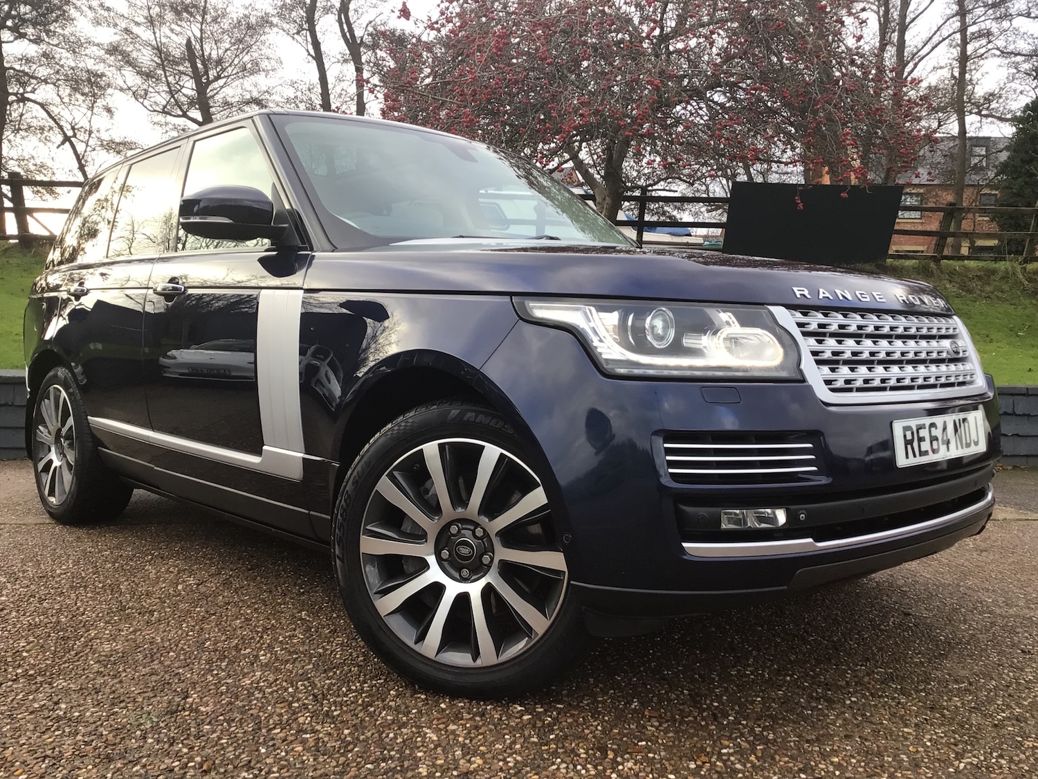 Used Land Rover Range Rover 2014 for sale - 76906134: Photo 1