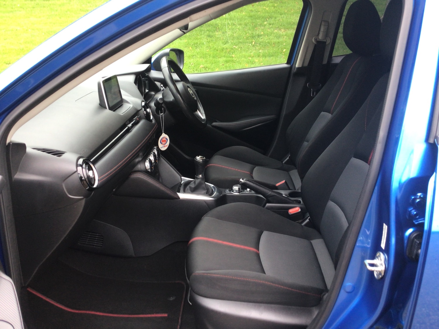 Used Mazda Mazda2 2015 for sale - 76253621: Photo 15