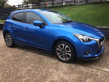 Used Mazda Mazda2 2015 for sale - 76253621: Photo 2