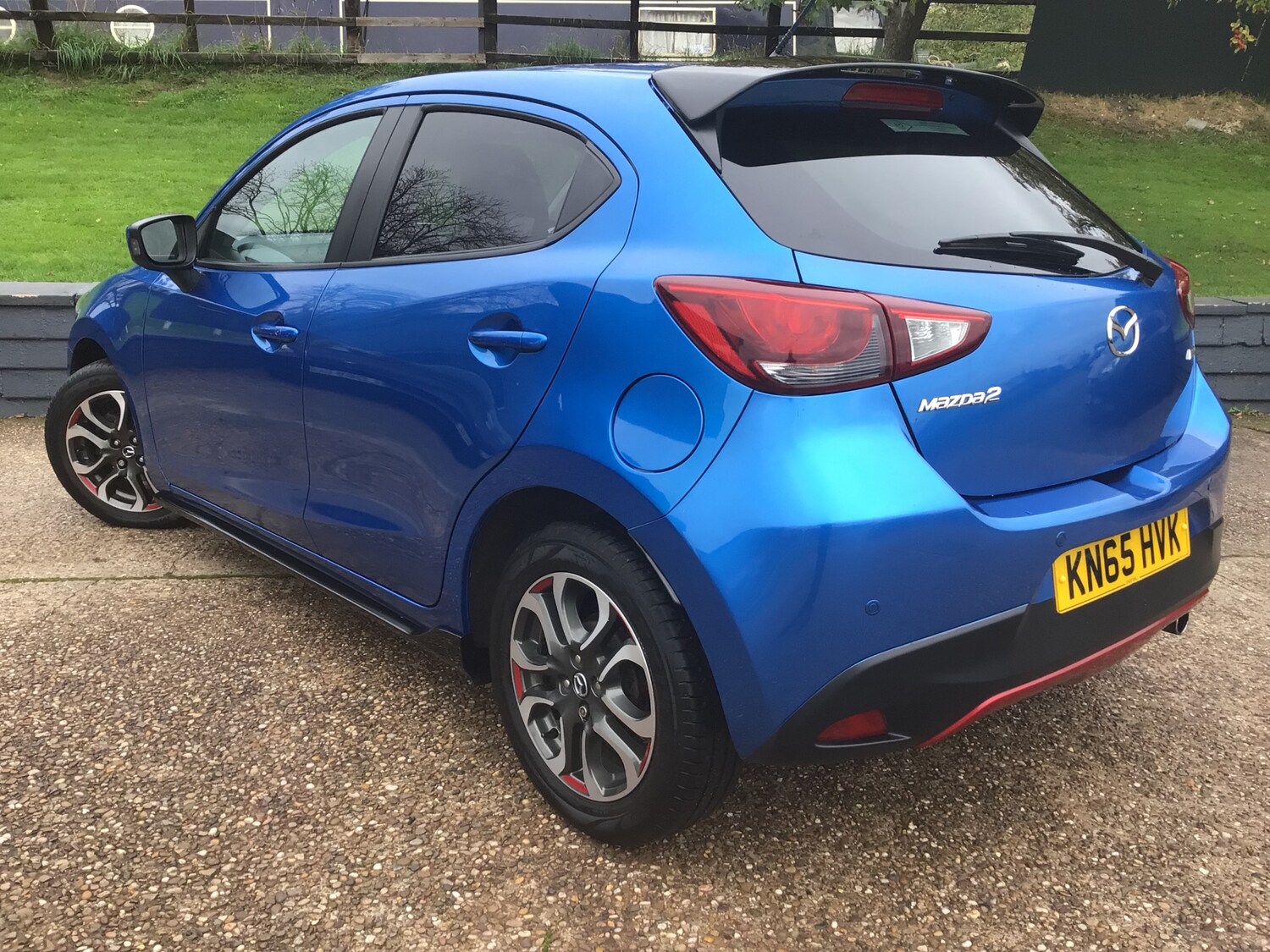 Used Mazda Mazda2 2015 for sale - 76253621: Photo 4