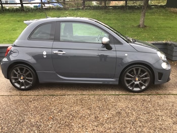 Used Abarth 595 2019 for sale - 76404505: Photo