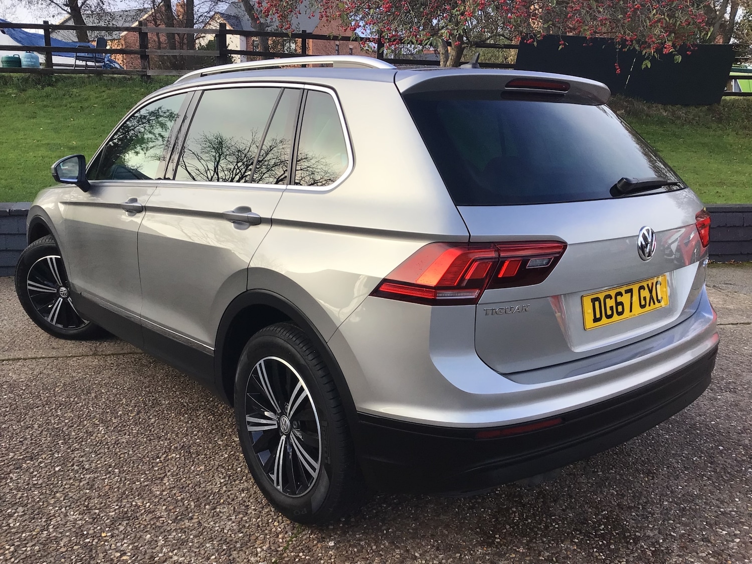 Used Volkswagen Tiguan 2017 for sale - 76637507: Photo 10