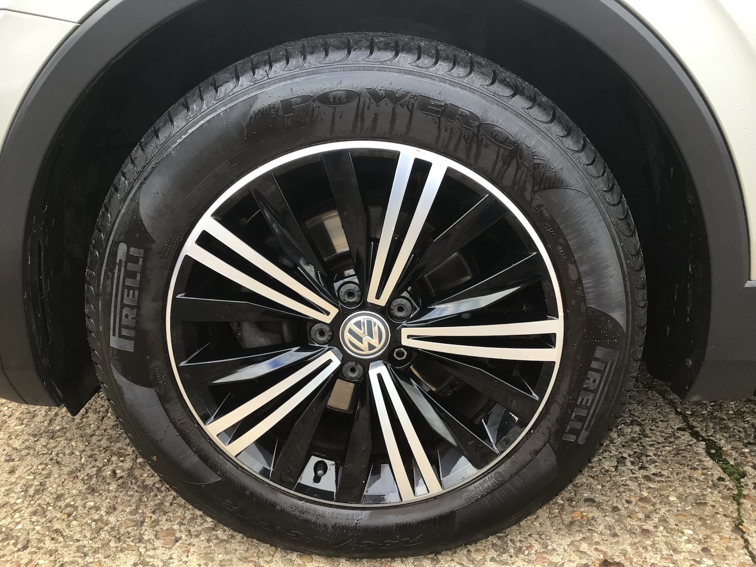 Used Volkswagen Tiguan 2017 for sale - 76637507: Photo 15