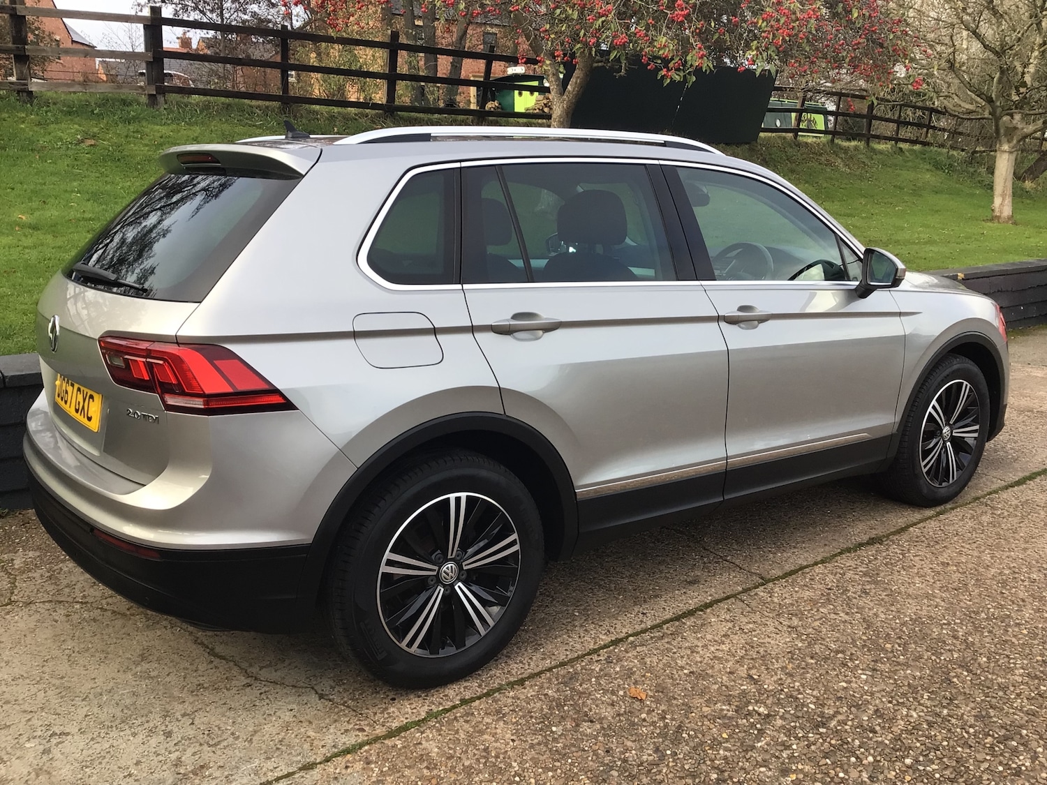 Used Volkswagen Tiguan 2017 for sale - 76637507: Photo 4