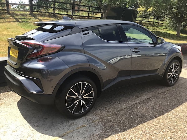 Used Toyota C-HR 2019 for sale - 75077126: Photo 4