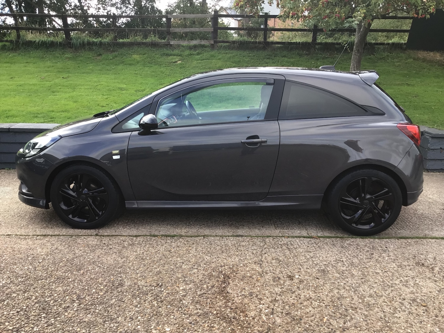 Used Vauxhall Corsa 2017 for sale - 76221653: Photo 6