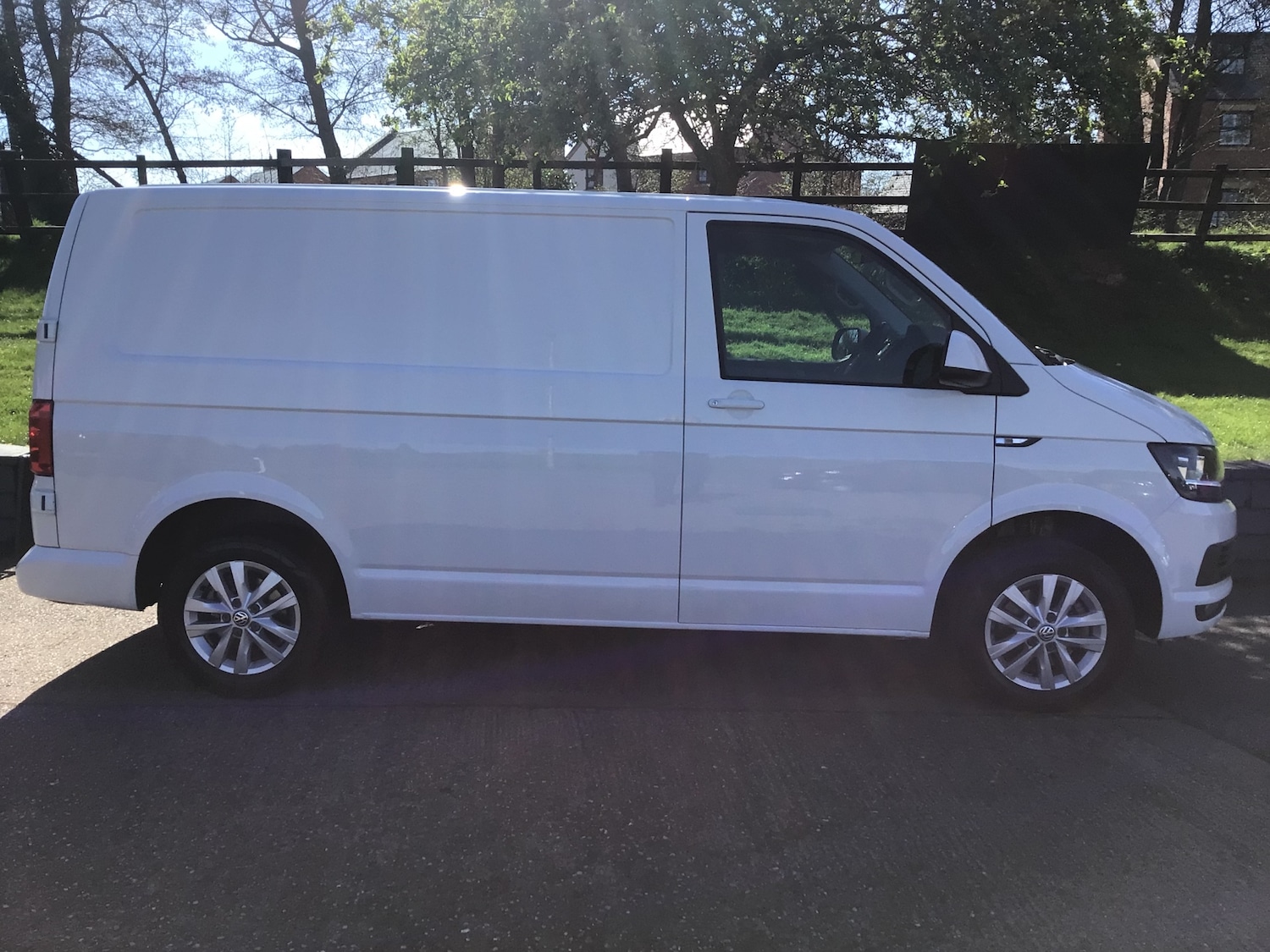 Used Volkswagen Transporter 2018 for sale - 78152783: Photo 3