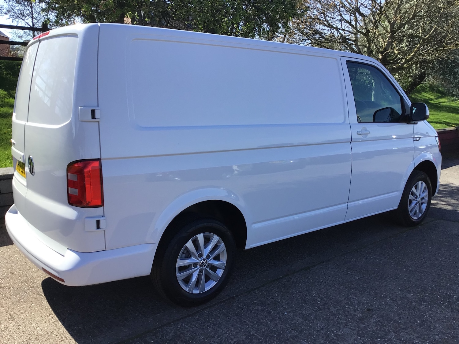Used Volkswagen Transporter 2018 for sale - 78152783: Photo 4