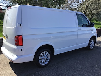 Used Volkswagen Transporter 2018 for sale - 78152783: Photo