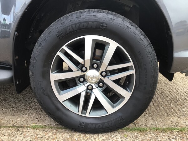 Used Toyota Hilux 2019 for sale - 75472349: Photo 14