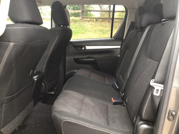 Used Toyota Hilux 2019 for sale - 75472349: Photo 18