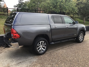 Used Toyota Hilux 2019 for sale - 75472349: Photo