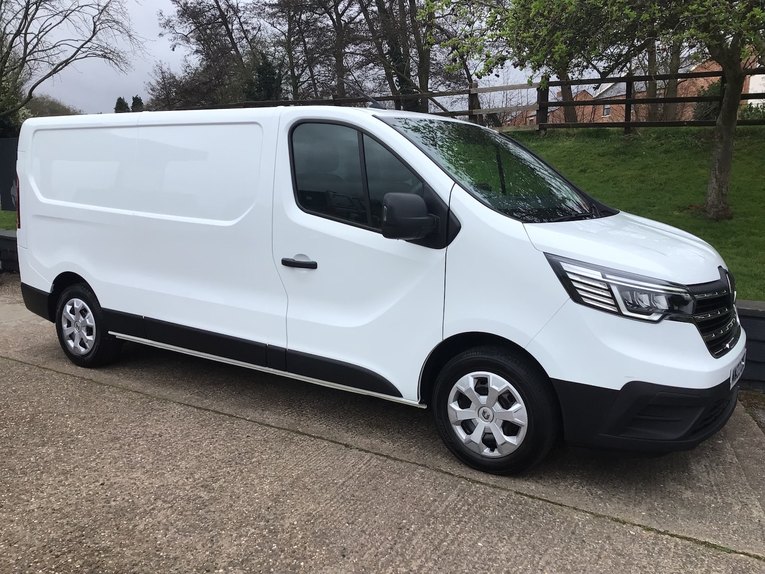 Used Renault Trafic 2023 for sale - 77997181: Photo 2