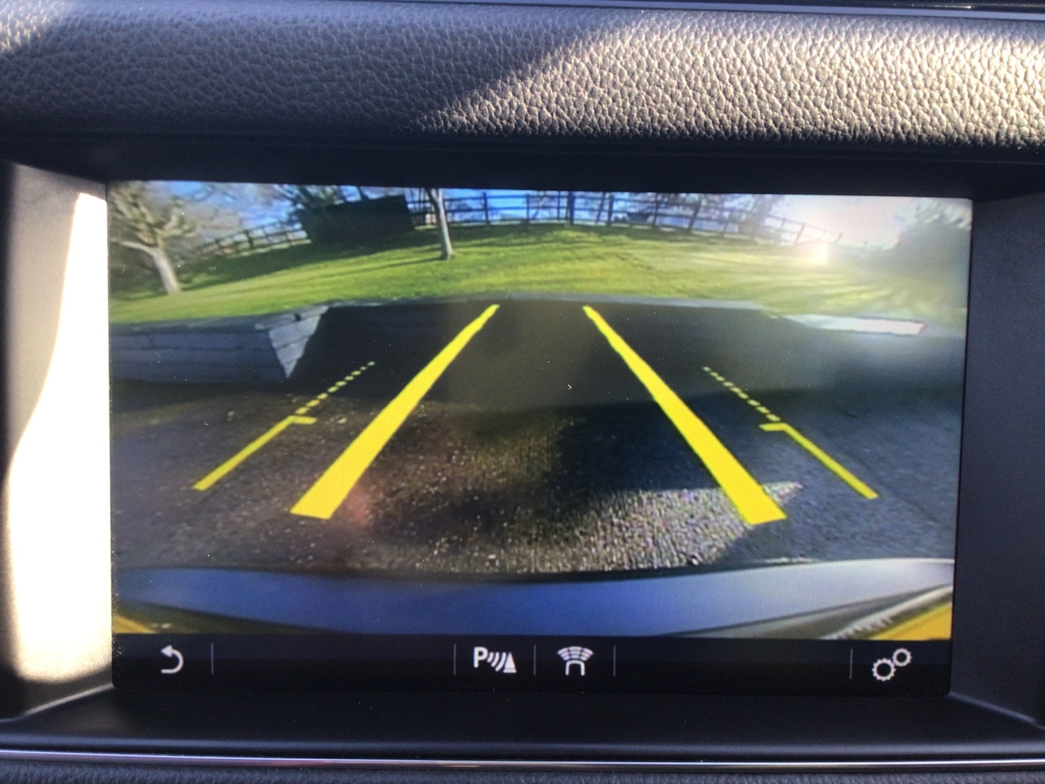 Used Jaguar XF 2016 for sale - 76748922: Photo 23