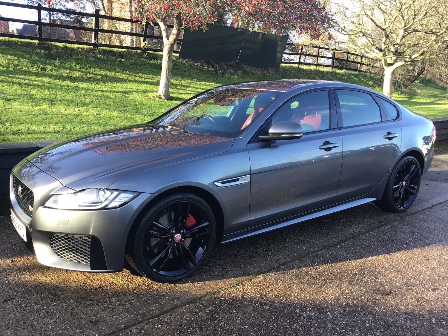 Used Jaguar XF 2016 for sale - 76748922: Photo 5