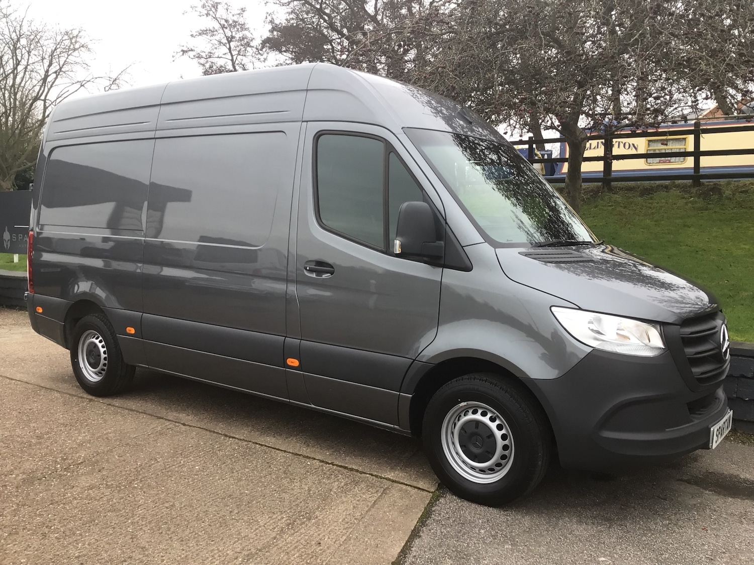 Used Mercedes-Benz Sprinter 2025 for sale - 77590536: Photo 2