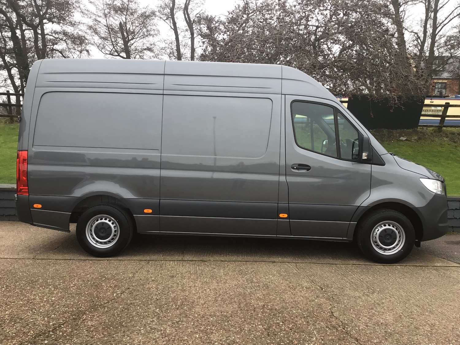 Used Mercedes-Benz Sprinter 2025 for sale - 77590536: Photo 3