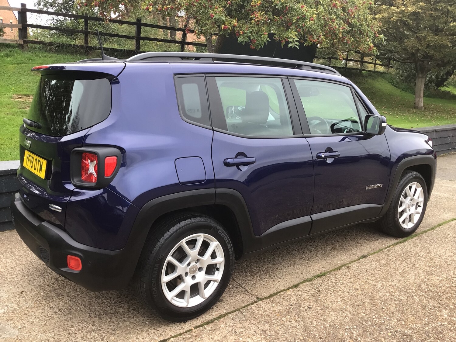 Used Jeep Renegade 2019 for sale - 76219329: Photo 4