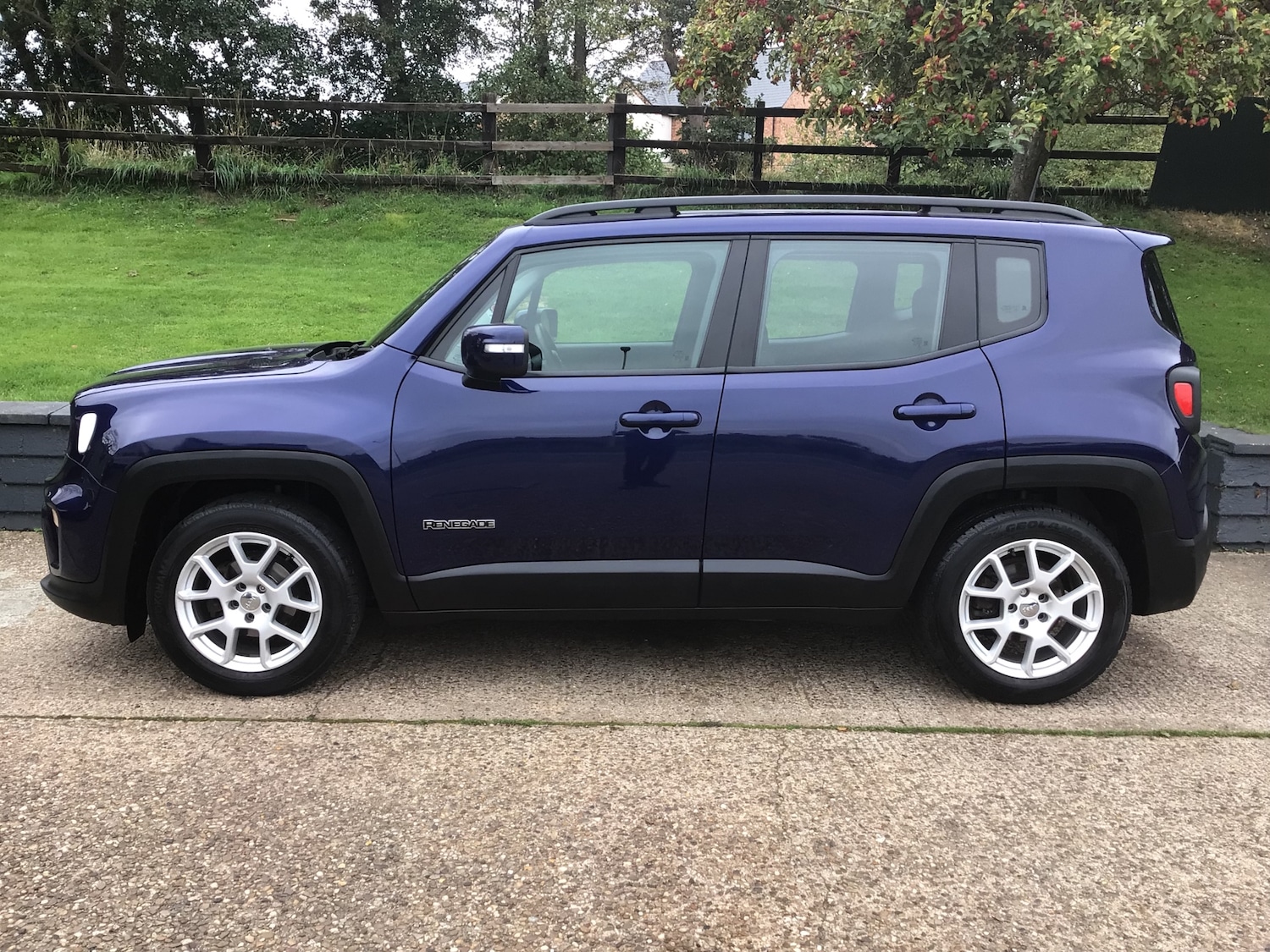 Used Jeep Renegade 2019 for sale - 76219329: Photo 6