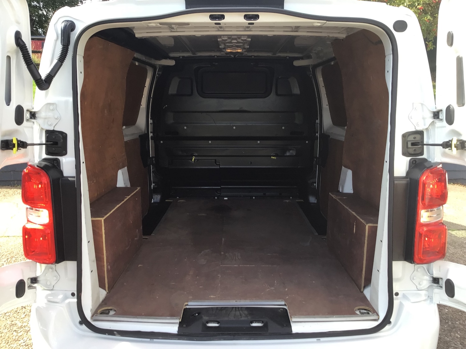 Used Peugeot Expert 2022 for sale - 76008376: Photo 11