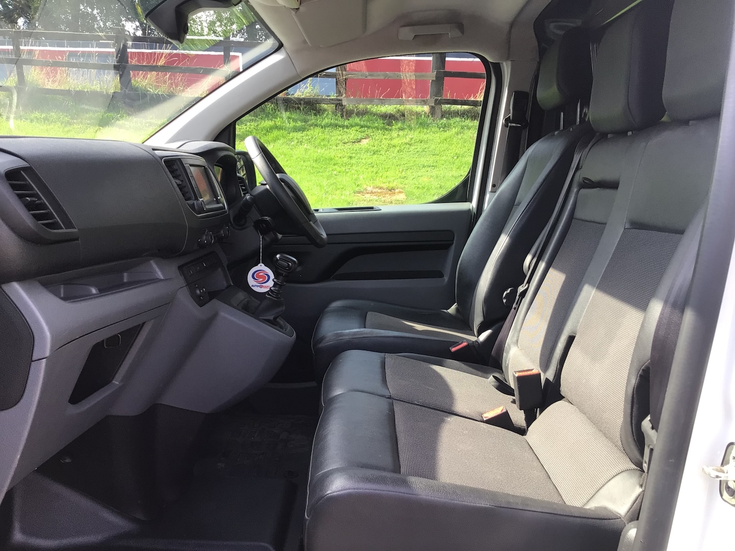 Used Peugeot Expert 2022 for sale - 76008376: Photo 16