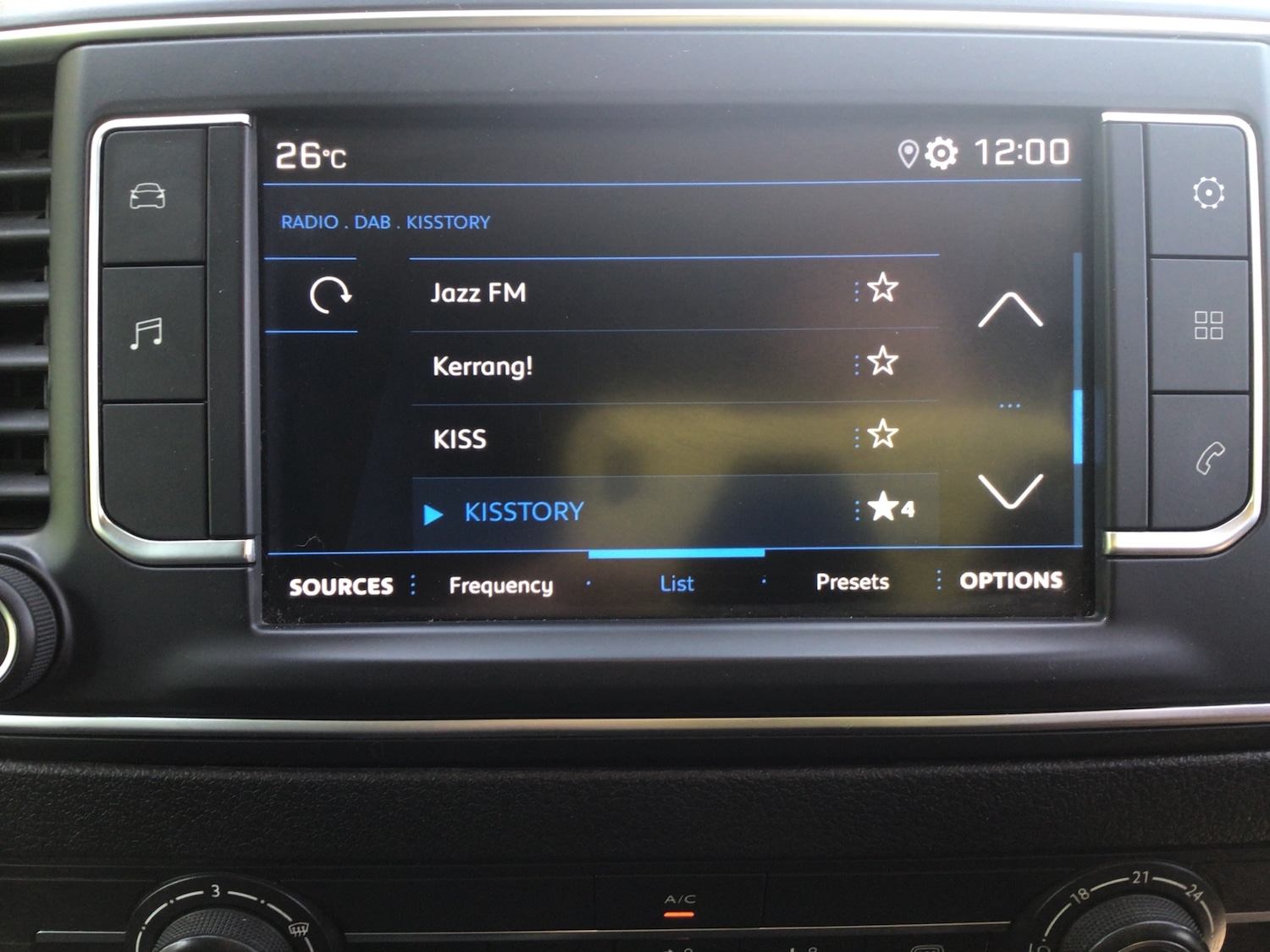 Used Peugeot Expert 2022 for sale - 76008376: Photo 18