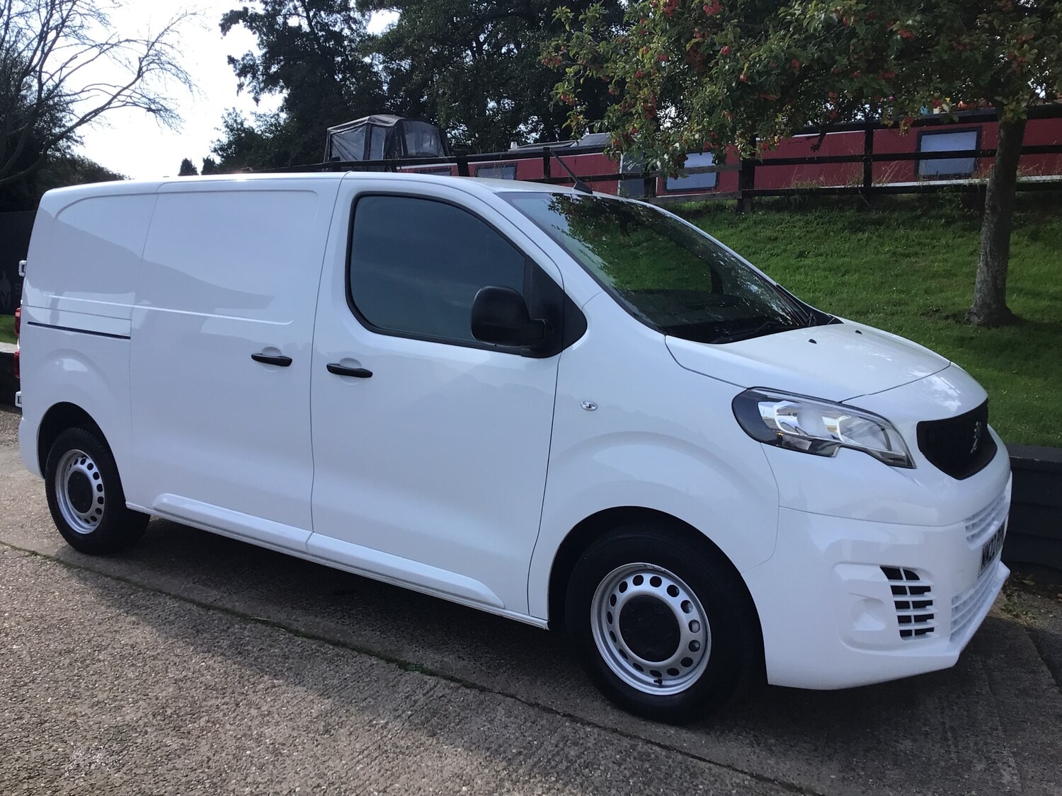 Used Peugeot Expert 2022 for sale - 76008376: Photo 2