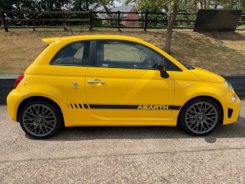 Used Abarth 595 2017 for sale - 79341489: Photo
