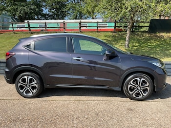 Used Honda HR-V 2018 for sale - 78979599: Photo