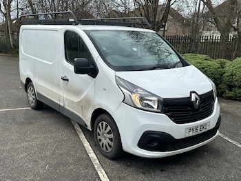 Renault Trafic feature image