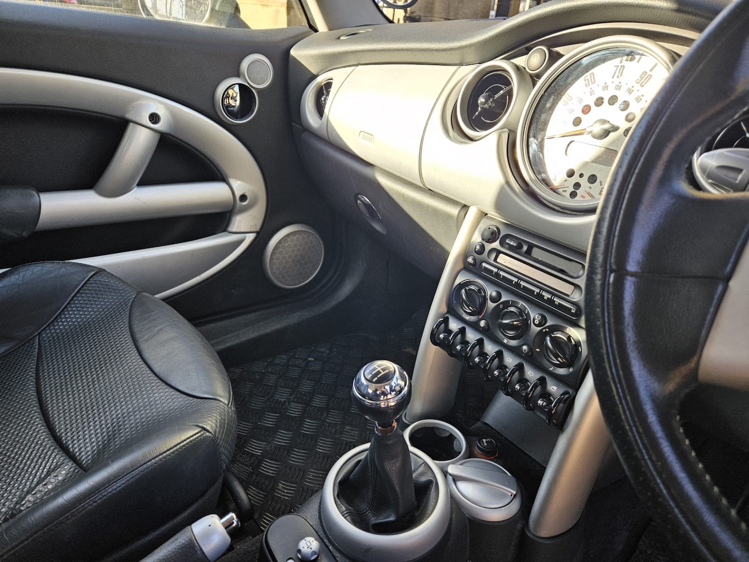 Used MINI Hatch 2003 for sale - 76958249: Photo 14