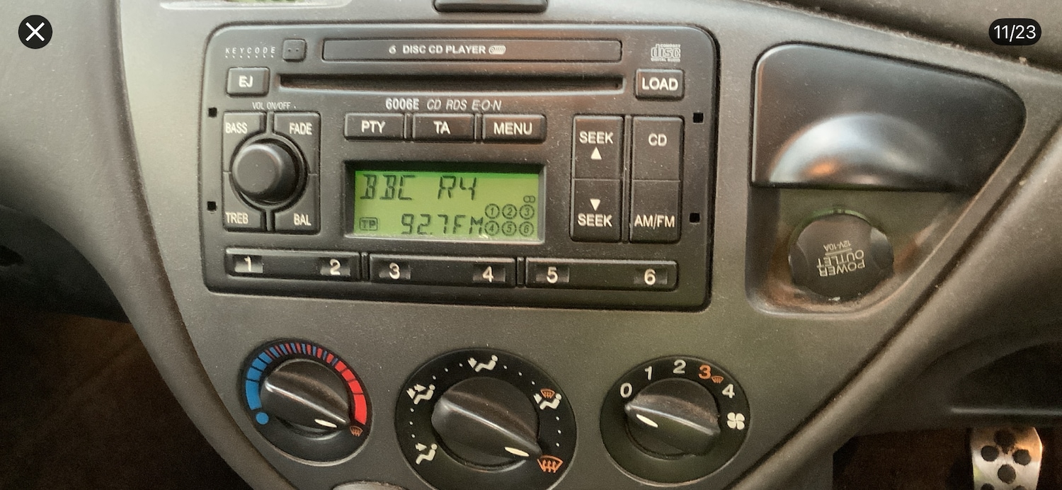 Used Ford Focus 2002 for sale - 77590329: Photo 11