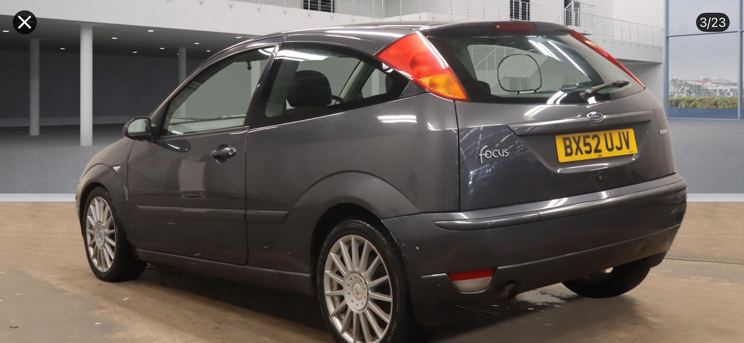 Used Ford Focus 2002 for sale - 77590329: Photo 3