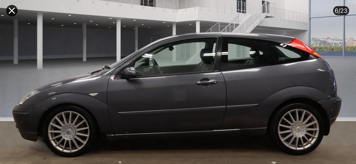 Used Ford Focus 2002 for sale - 77590329: Photo 4