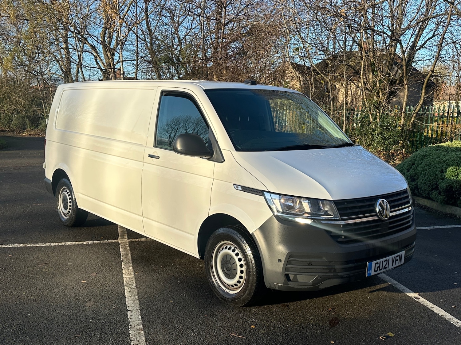 Used Volkswagen Transporter 2021 for sale - 76757183: Photo 2