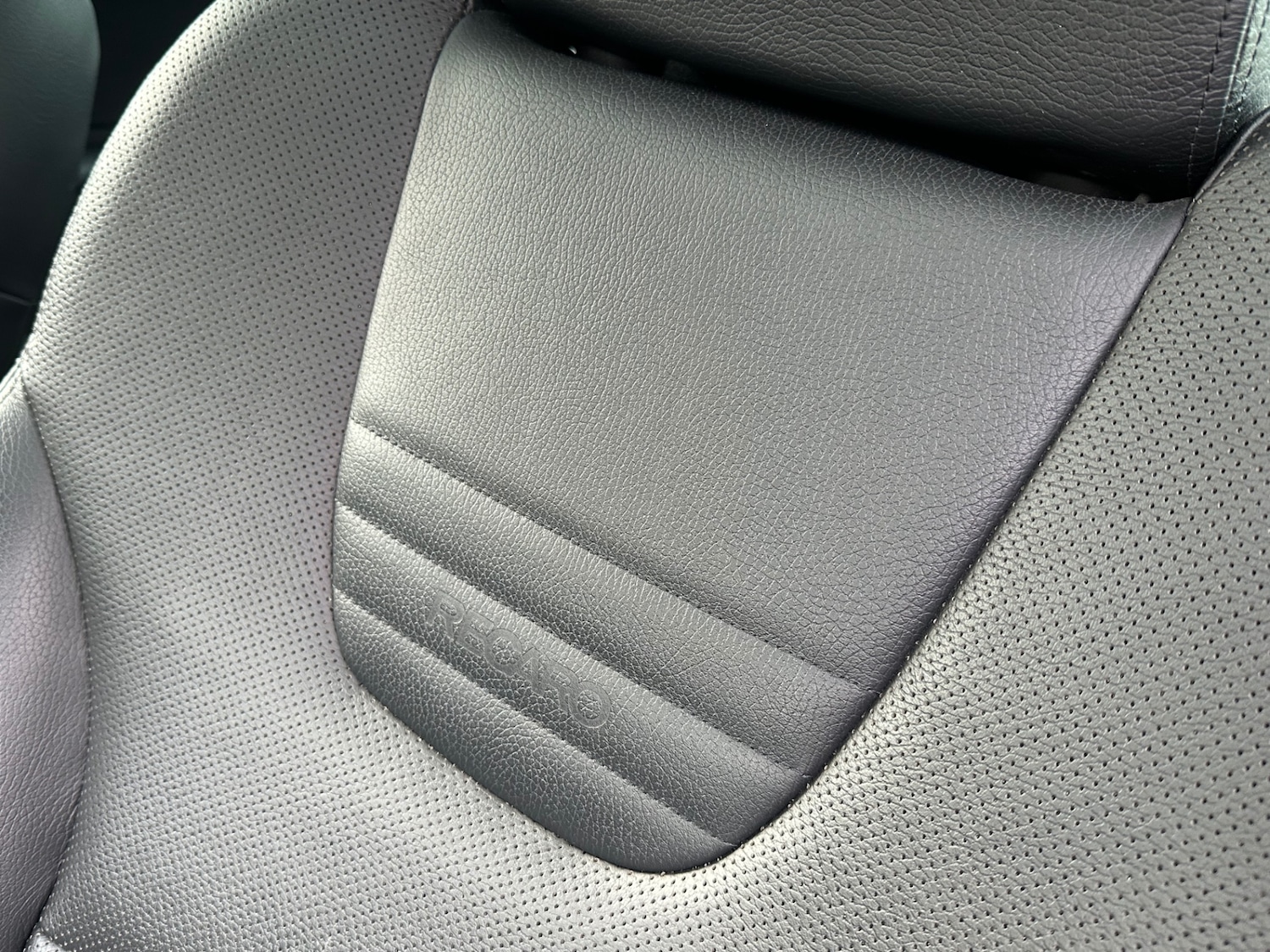 Used Ford Mondeo 2004 for sale - 77846393: Photo 15