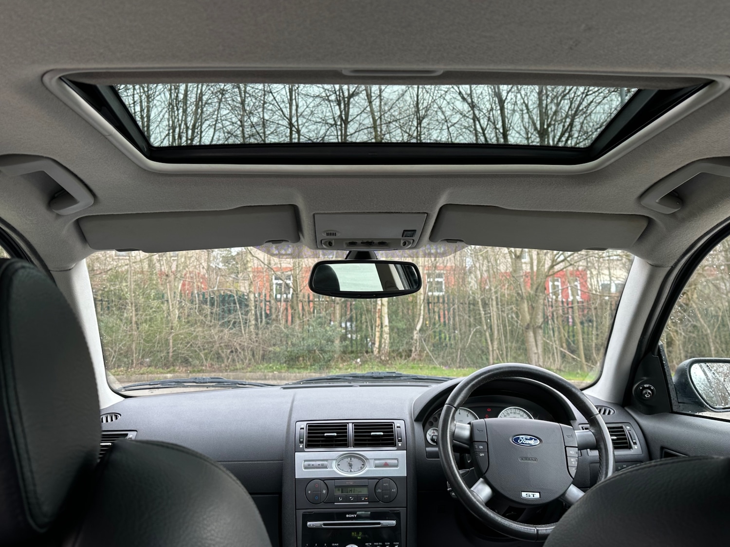 Used Ford Mondeo 2004 for sale - 77846393: Photo 19