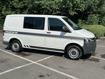 Used Volkswagen Transporter 2013 for sale - 79011037: Photo