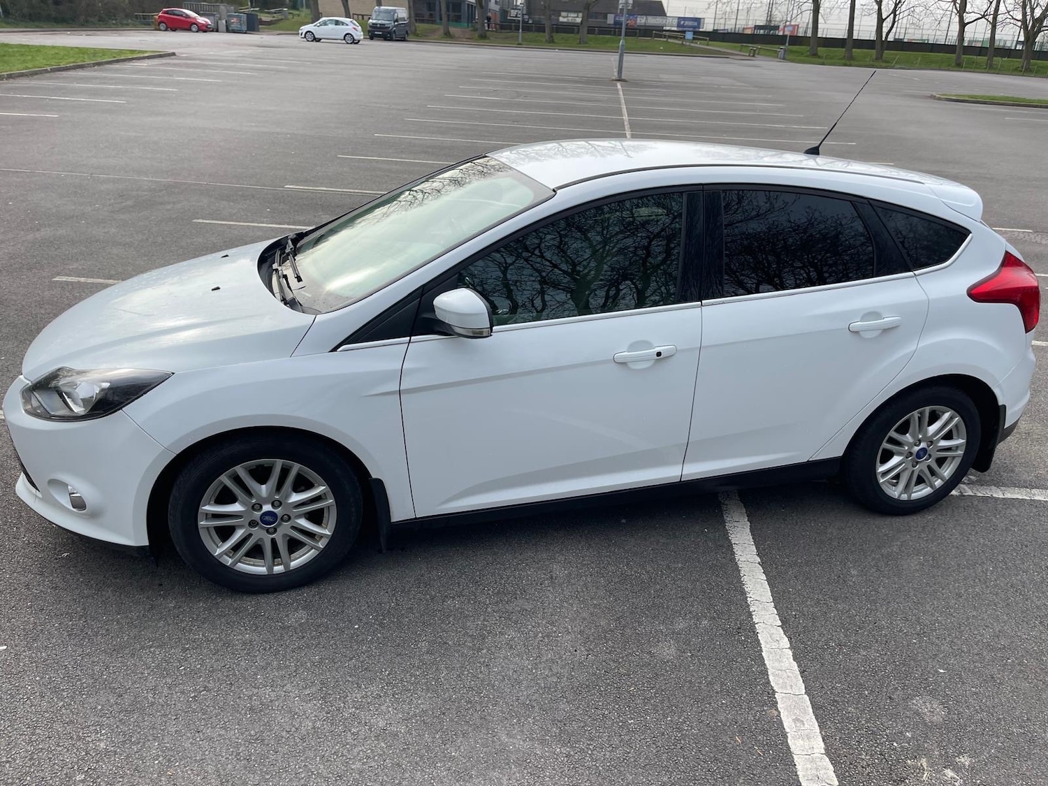 Used Ford Focus 2013 for sale - 77980083: Photo 5