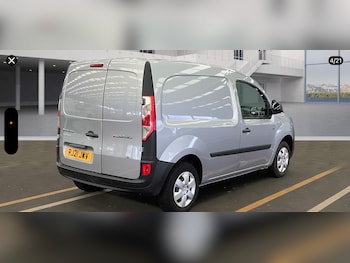 Used Renault Kangoo 2021 for sale - 77802037: Photo