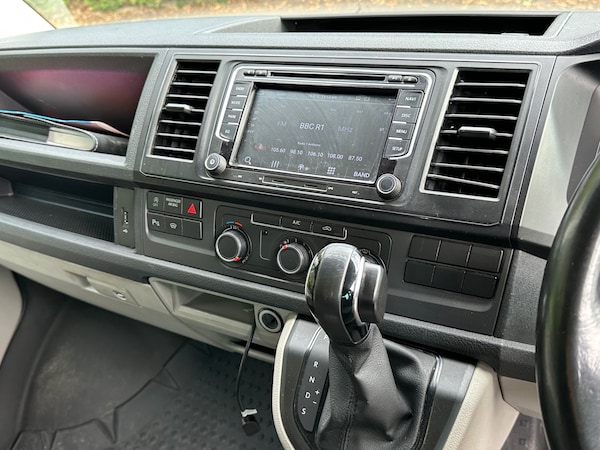 Used Volkswagen Transporter 2018 for sale - 76076307: Photo 12