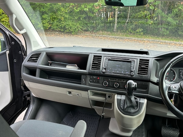 Used Volkswagen Transporter 2018 for sale - 76076307: Photo 15